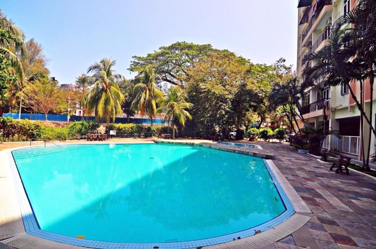Bayu Emas Ferringhi Homestay 峇都丁宜 外观 照片